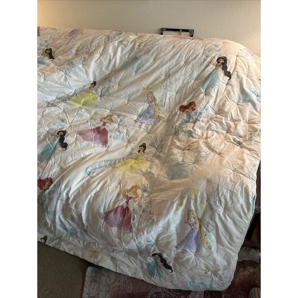 Pottery Barn Teen Girls Full / Queen DISNEY PRINCESS Comforter